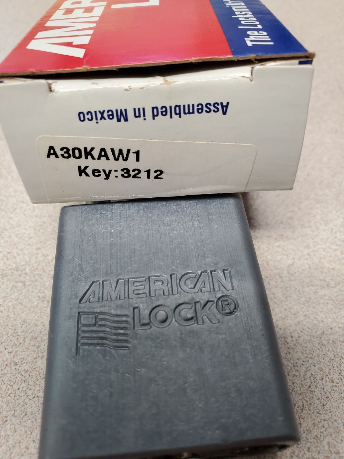 American Lock A30KAW1 Aluminum Padlock Keyed alike Key:3212