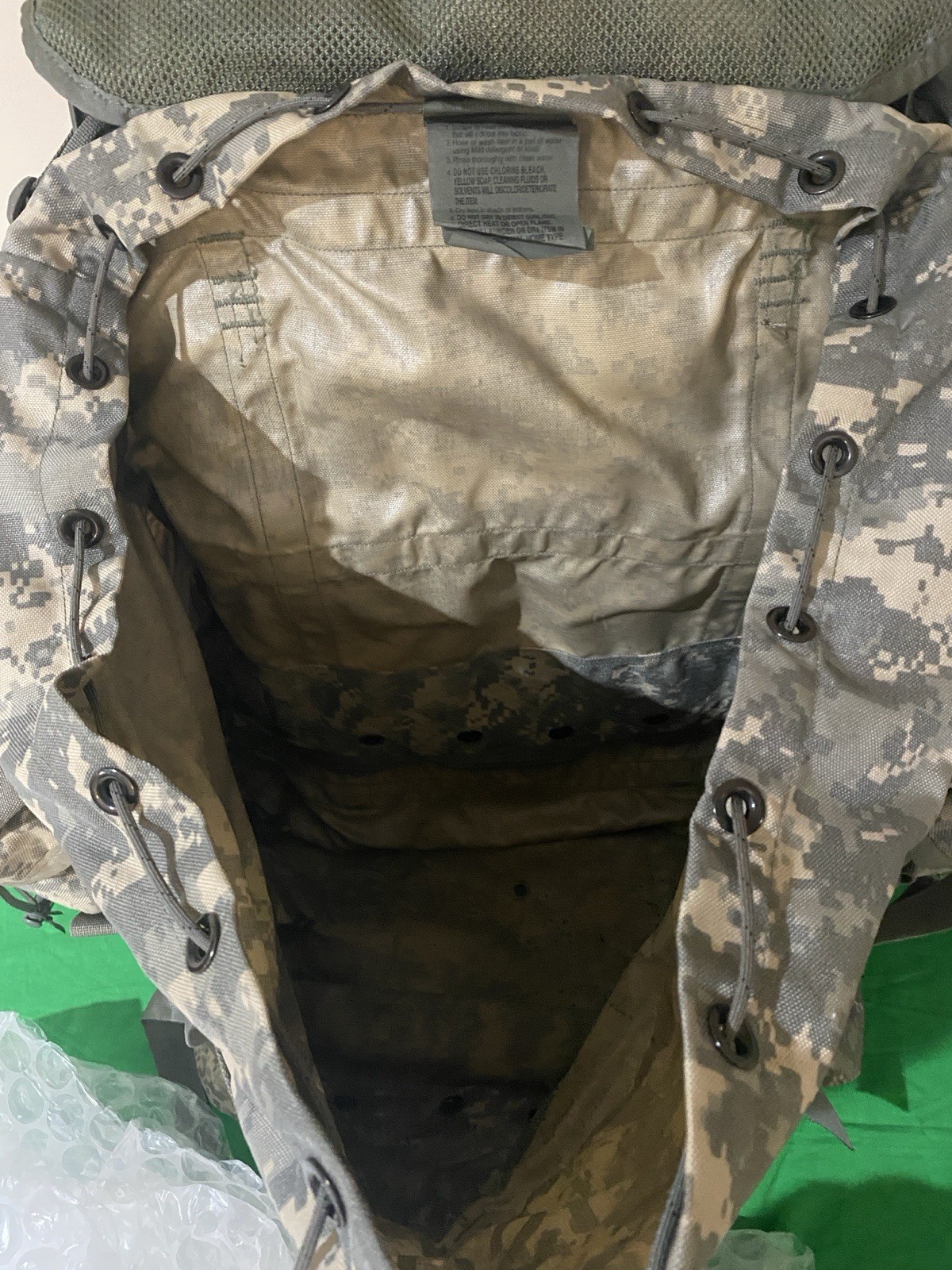 US Army MOLLE II Rucksack ACU w/ Frame & 2 Sustainment Pouches Surplus Gear