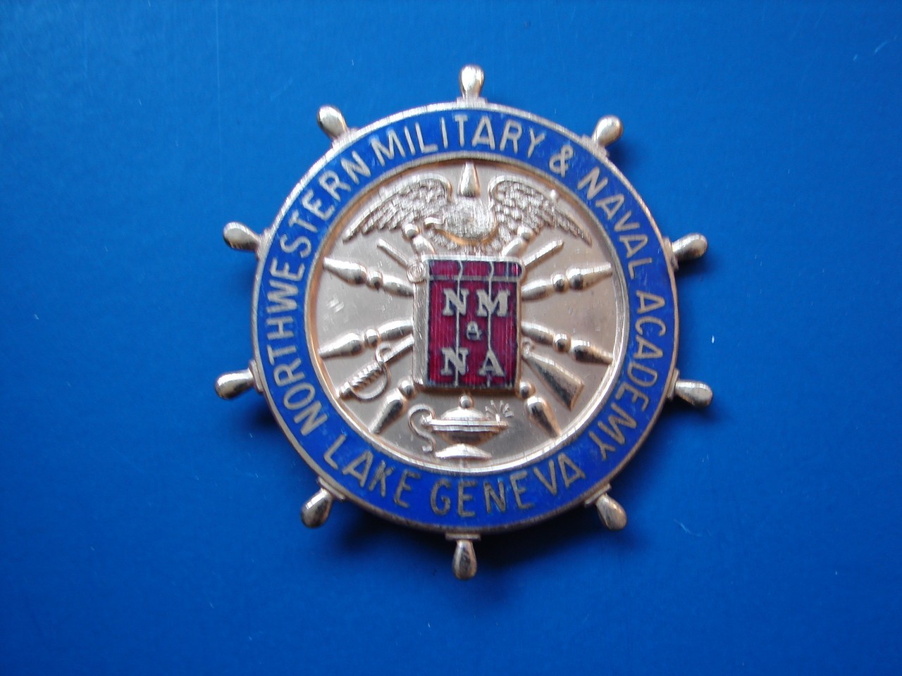 RARE OLD U.S. NORTHWESTERN MILITARY & NAVAL ACADEMY LAKE GENEVA WISCONSIN BADGE