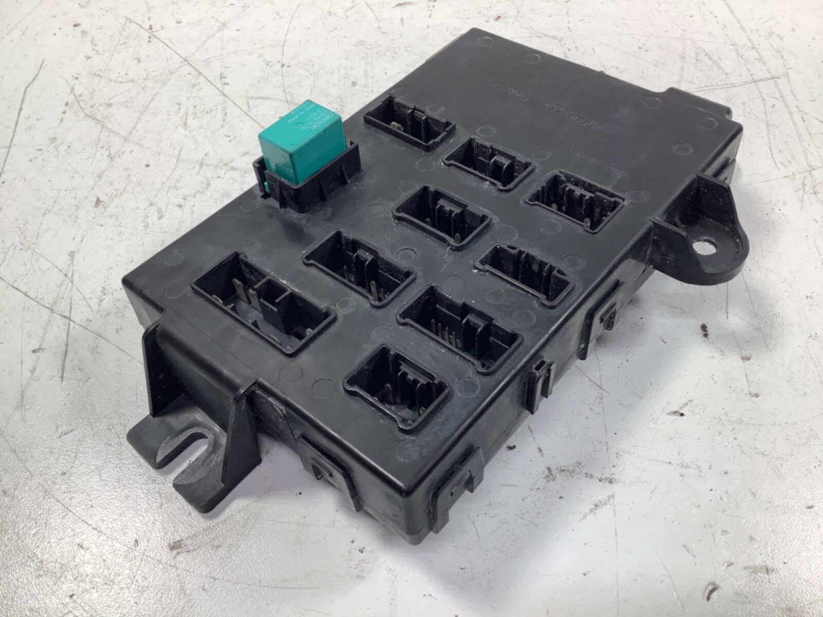 05-010 Honda Odyssey Rear Junction Box Assembly 38220-SHJ-A01 OEM