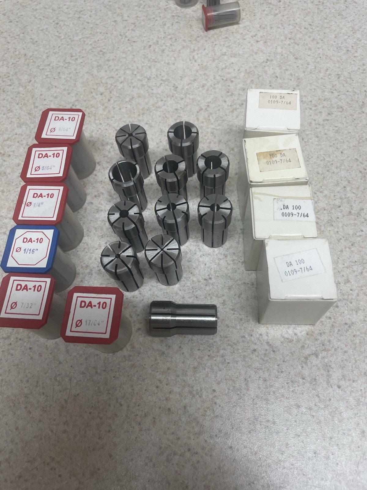 DA 100 Collets New 1 Lot Of 21 PCs