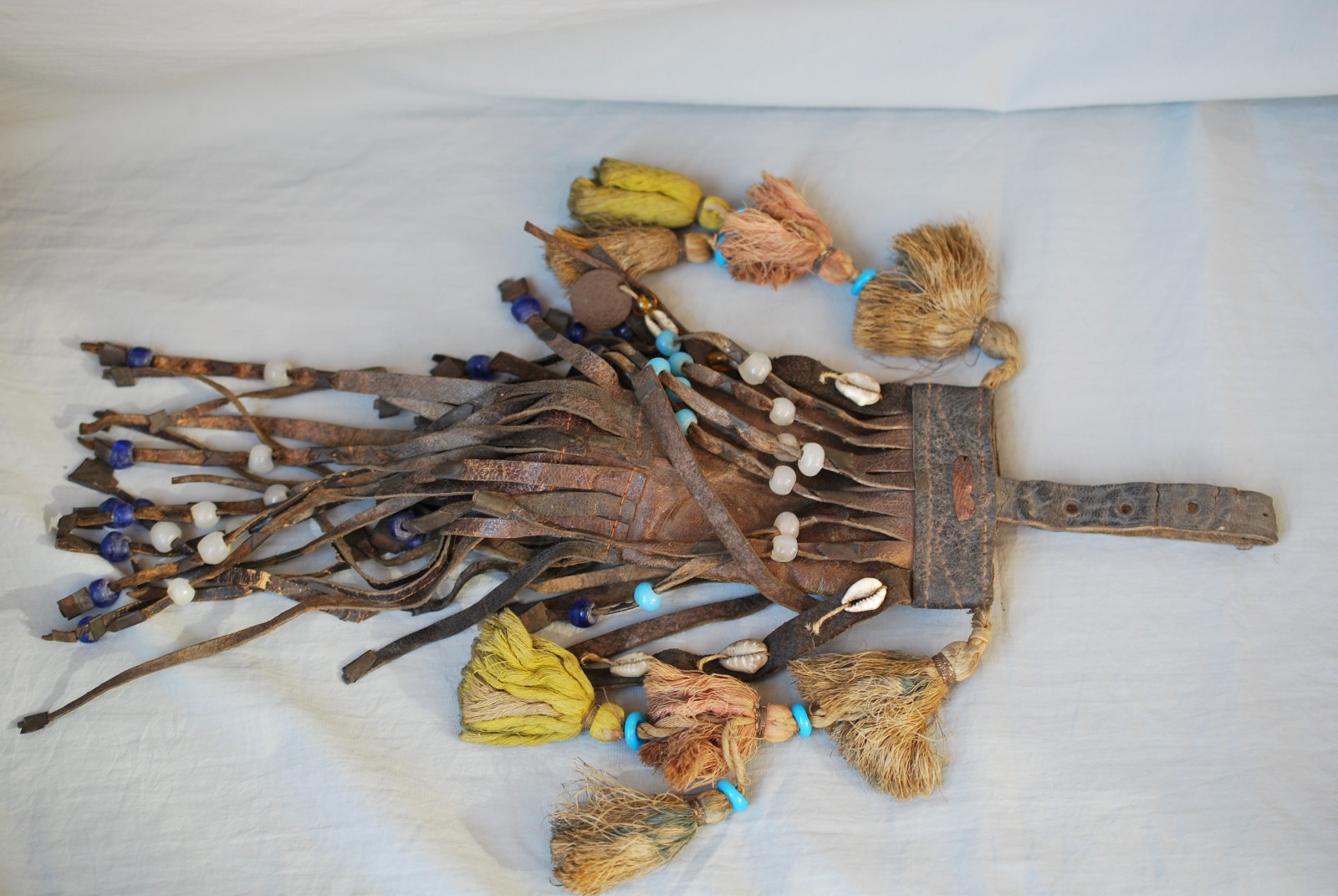 Antique Native Amer Leather Fringed Beads Shells Medicine Charm Bag & Contents