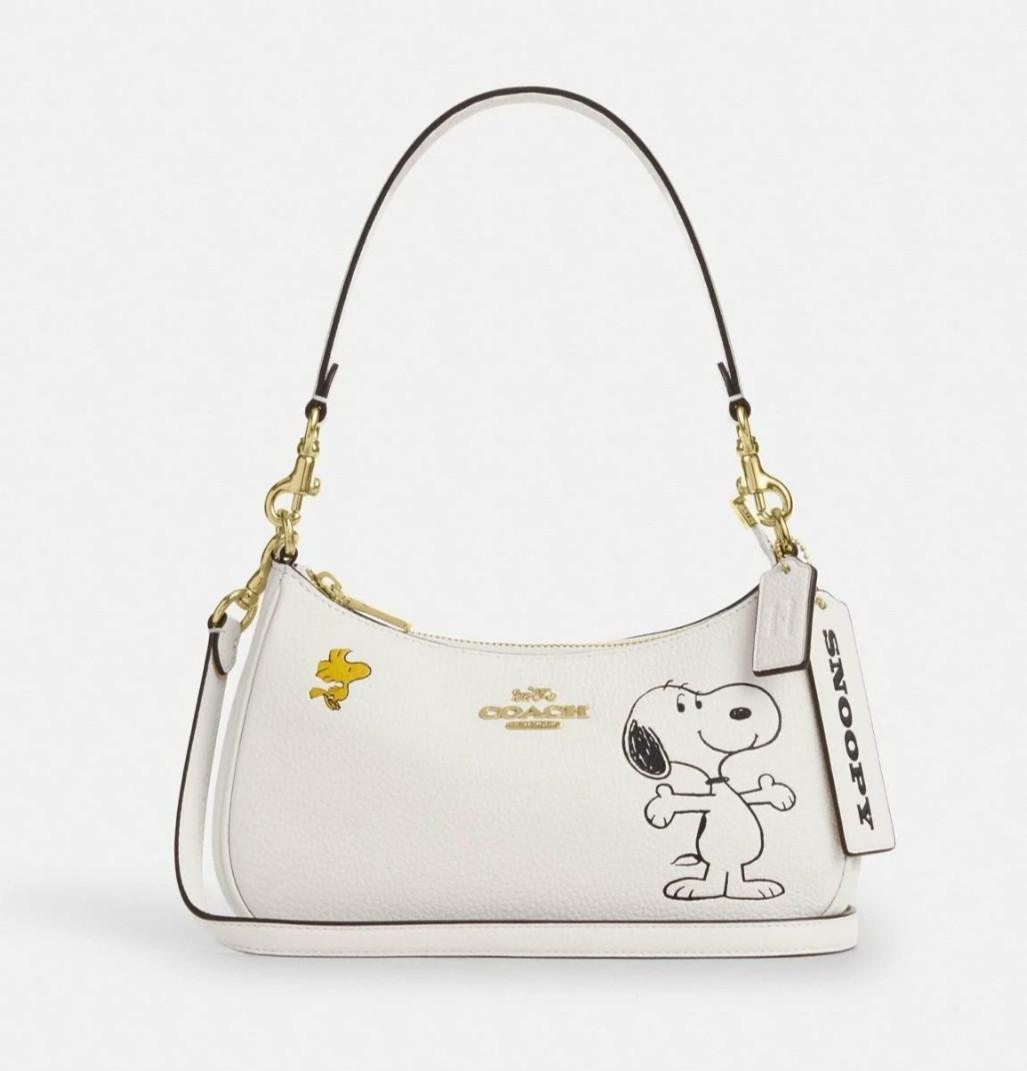 COACH x PEANUTS Teri Shoulder Bag Snoopy Chalk Multi CBJ76 Outlet NEW