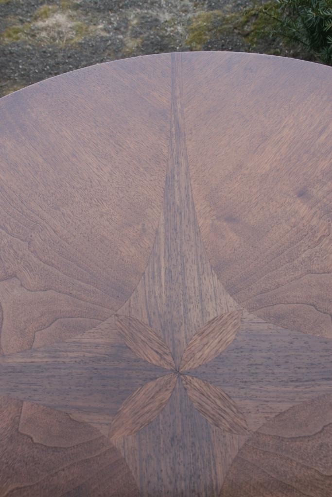 Broyhill Brasilia Cathedral Round Table Top (6150-14)