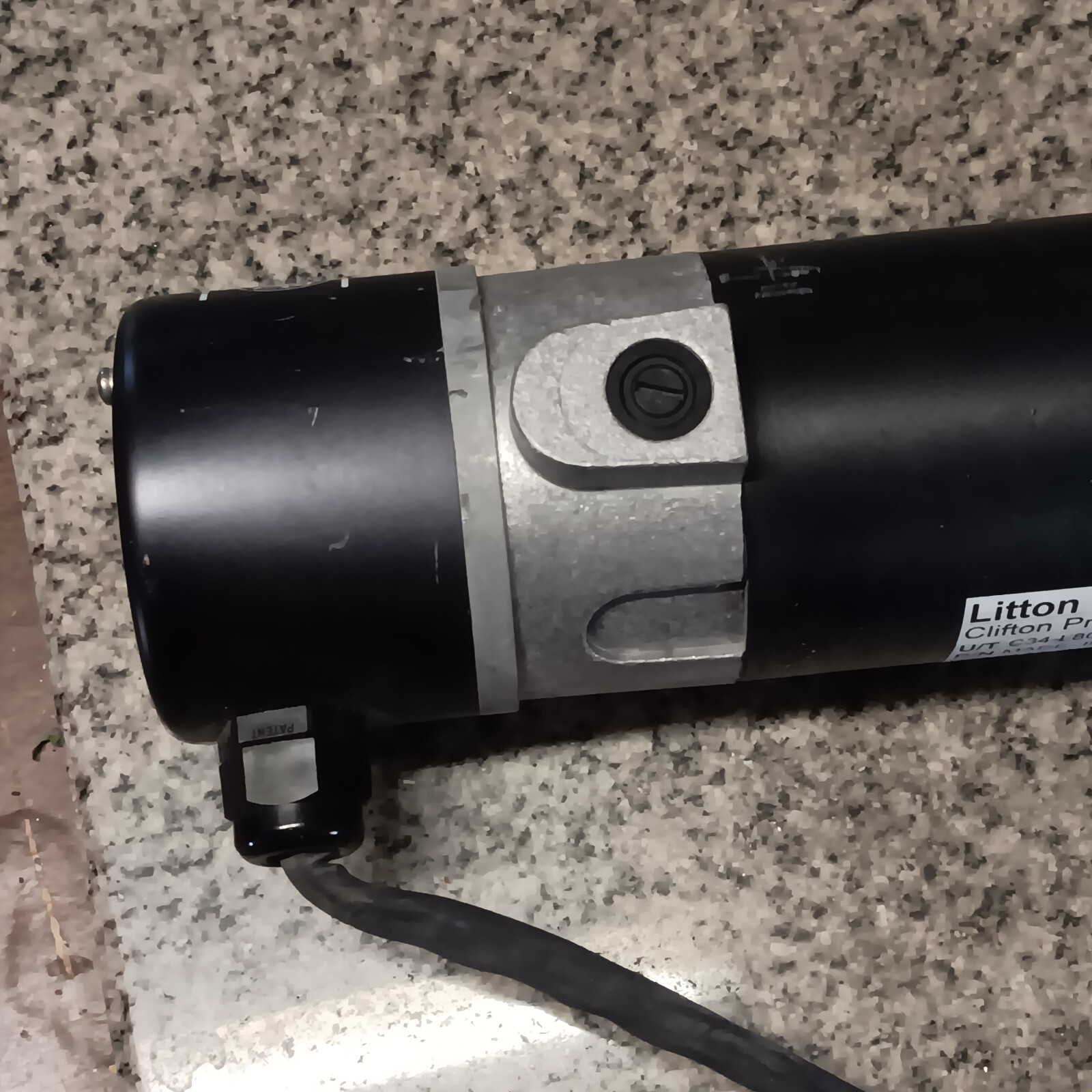 NEW BRUNSWICK SCIENTIFIC BIOFLO FERMENTOR MOTOR AGITATOR MIXER