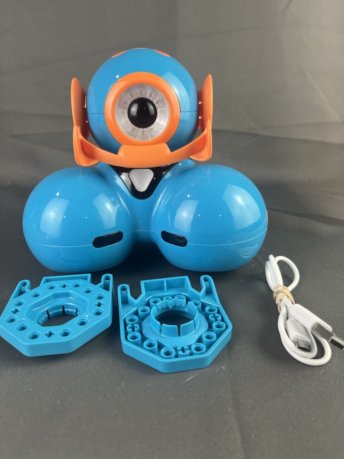 Wonder Workshop DA03 Dash Robot Blue Your Interactive Robotic With Accessories