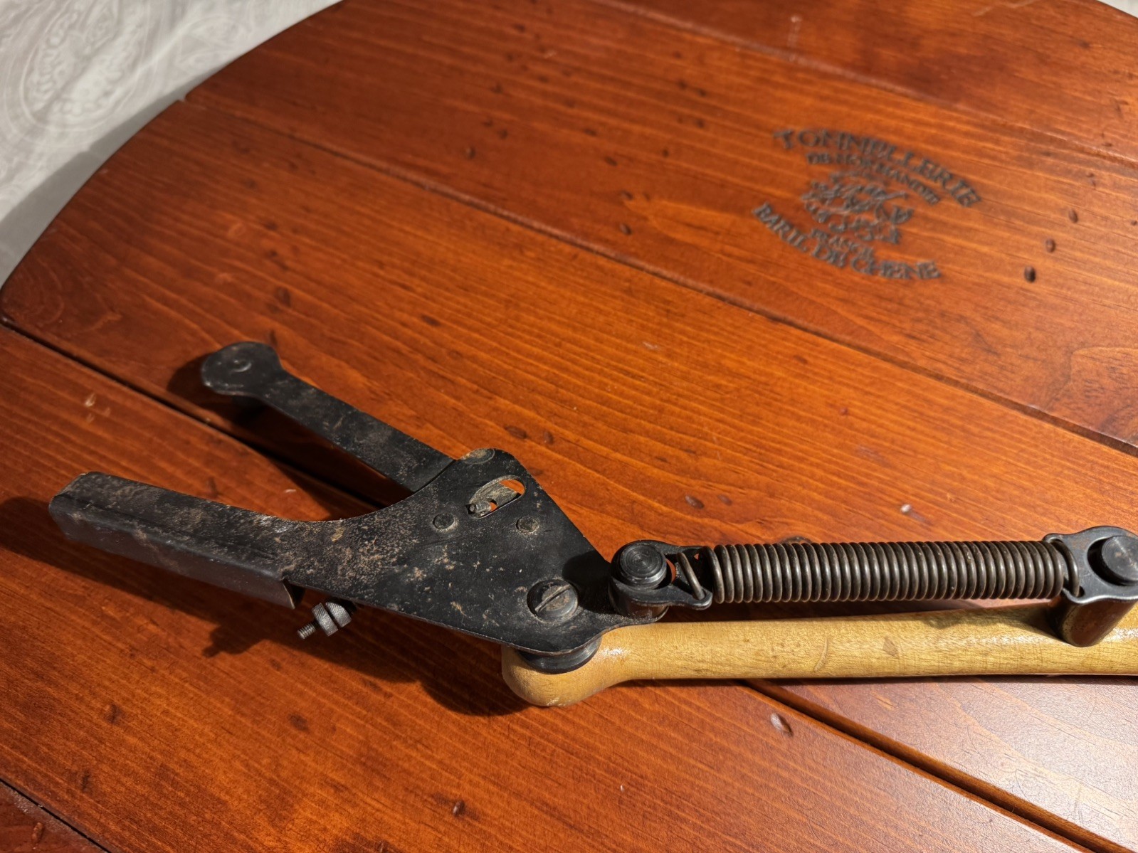 Antique Hand Thrower Clay Pigeon Target Trap Skeet Shooting Made in Japan