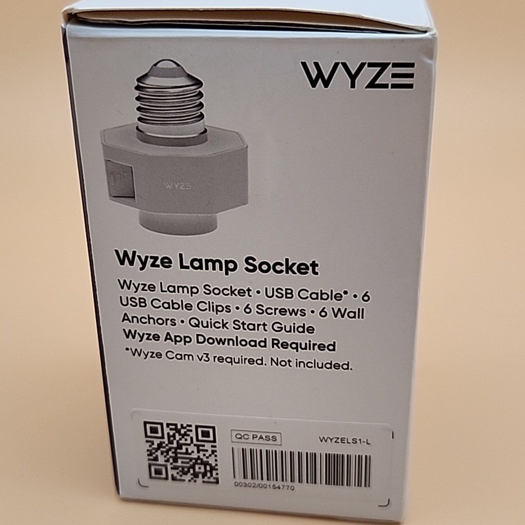 Wyze Lamp Socket Power Adapter for Wyze Cam v3/v4 (Camera Sold Separately)