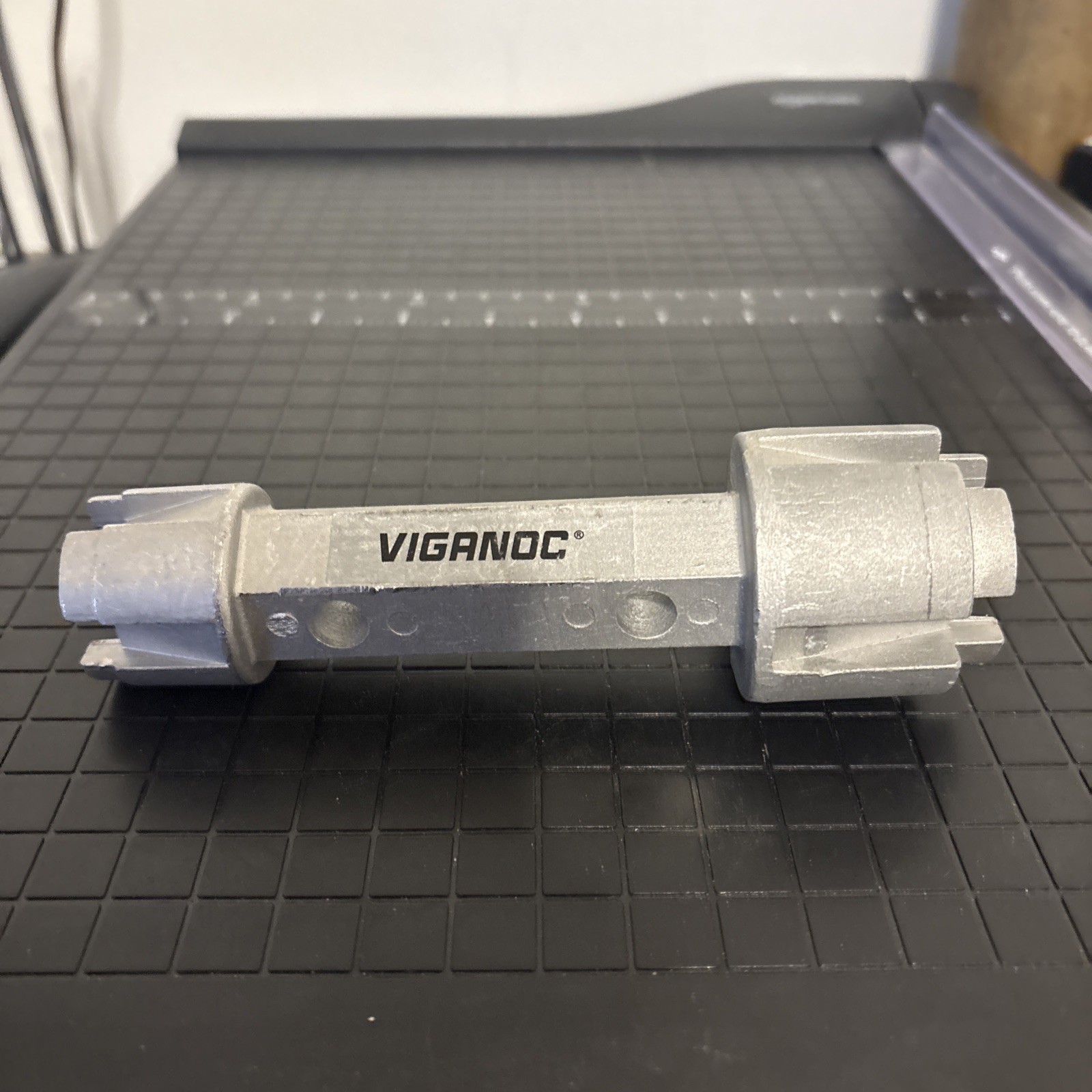 Viganoc Double End Durable Aluminum Alloy Tub Drain Remover Wrench