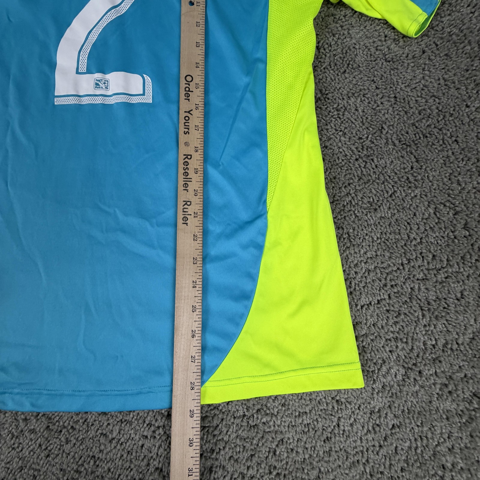 Seattle Sounders FC Jersey Mens Large 2012/2013 Clint Dempsey #2 Adidas