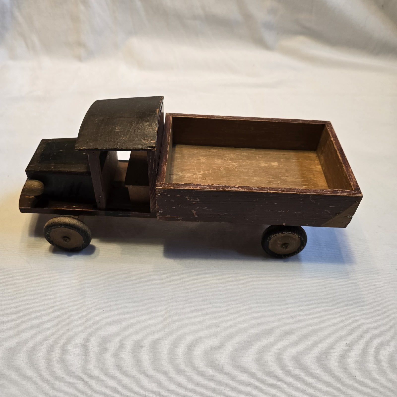 Vintage Wooden Toy Truck Folk Art Primitive Farm Dump Truck w Cargo Crates 12"