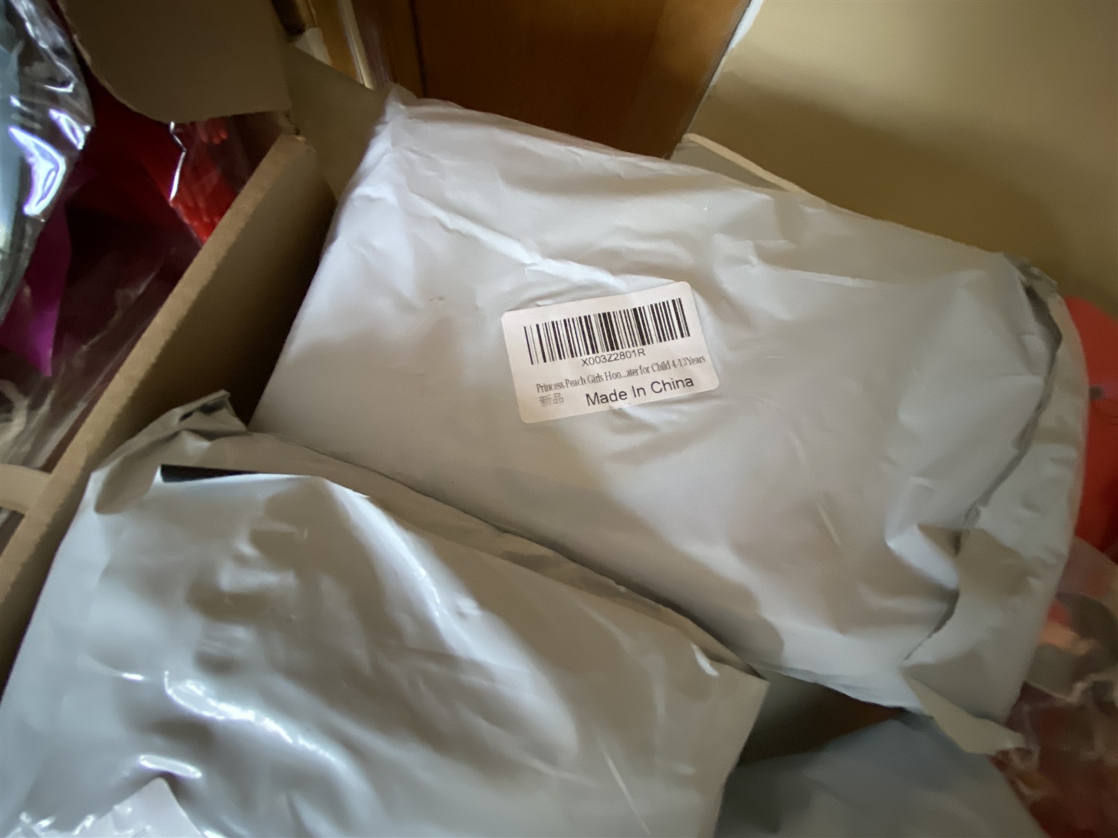 New Party Supplies Packs Resellers Lot #7077