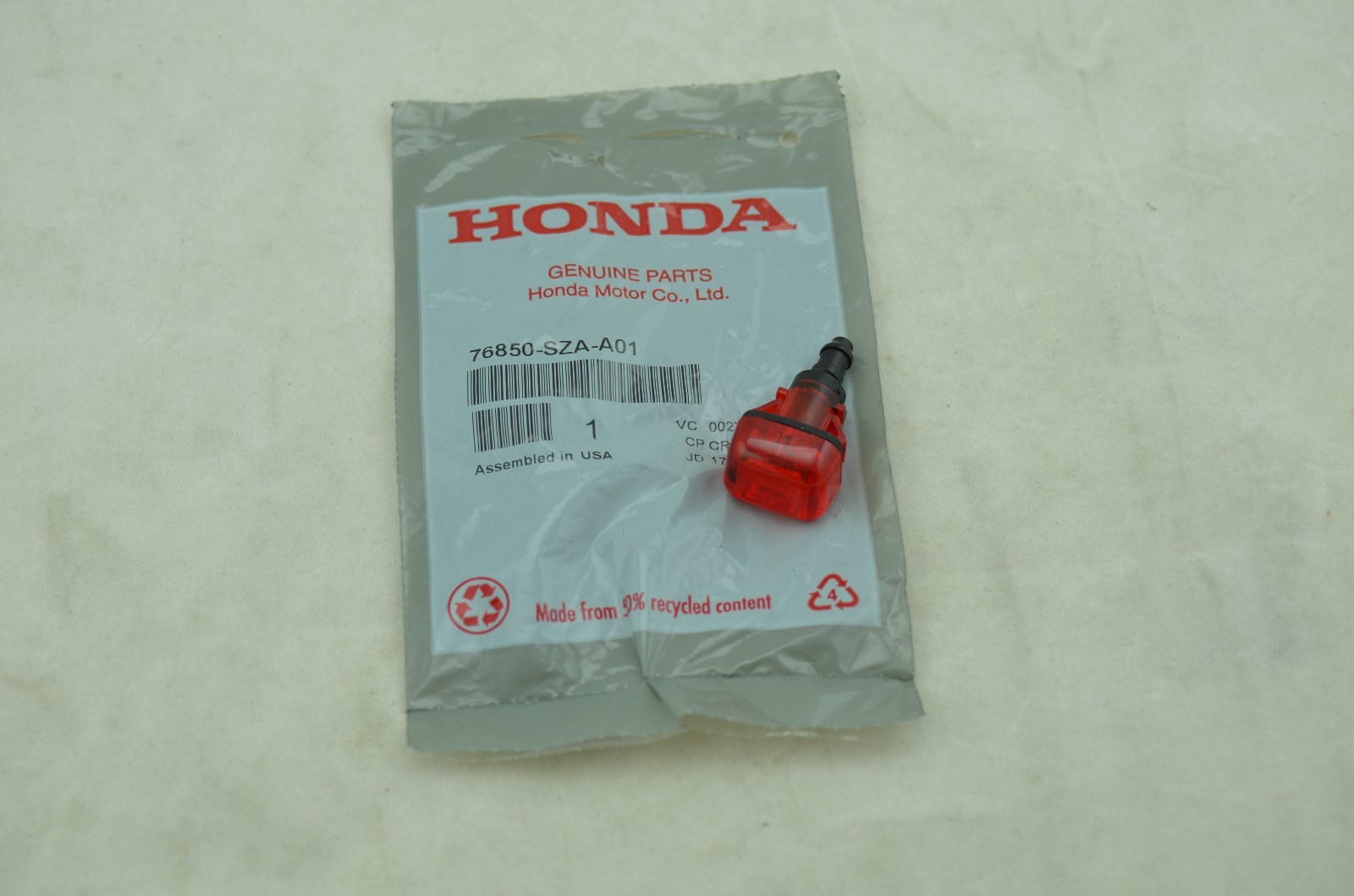 Genuine OEM Honda Pilot Tailgate Rear Windshield Washer Nozzle 76850-SZA-A01