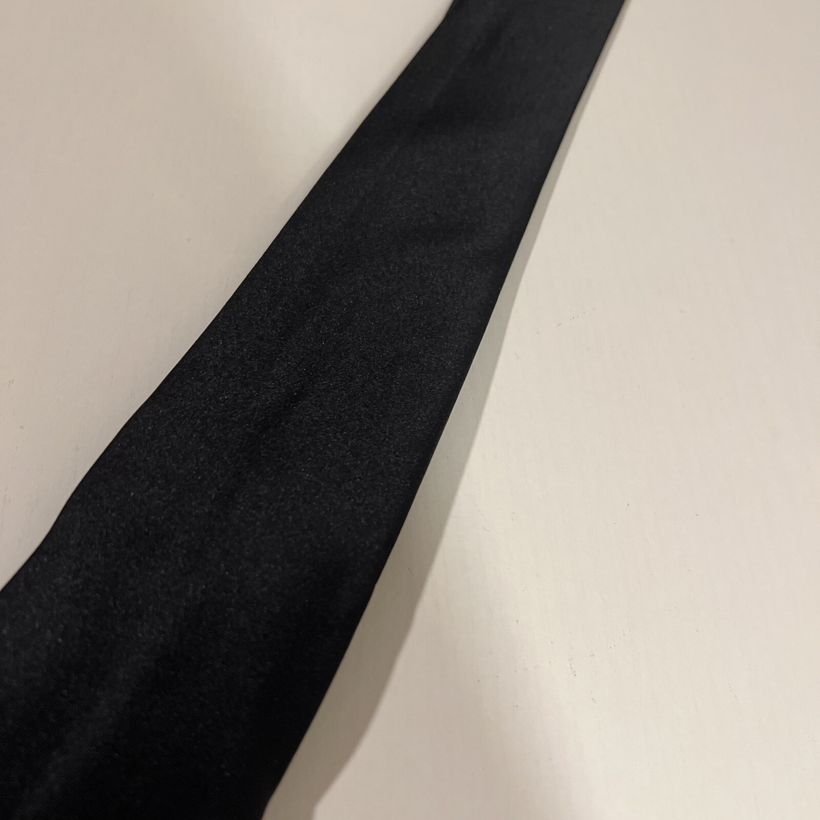 New Ferarirric Men’s Necktie Black Solid Narrow Tie 58” Classic Length
