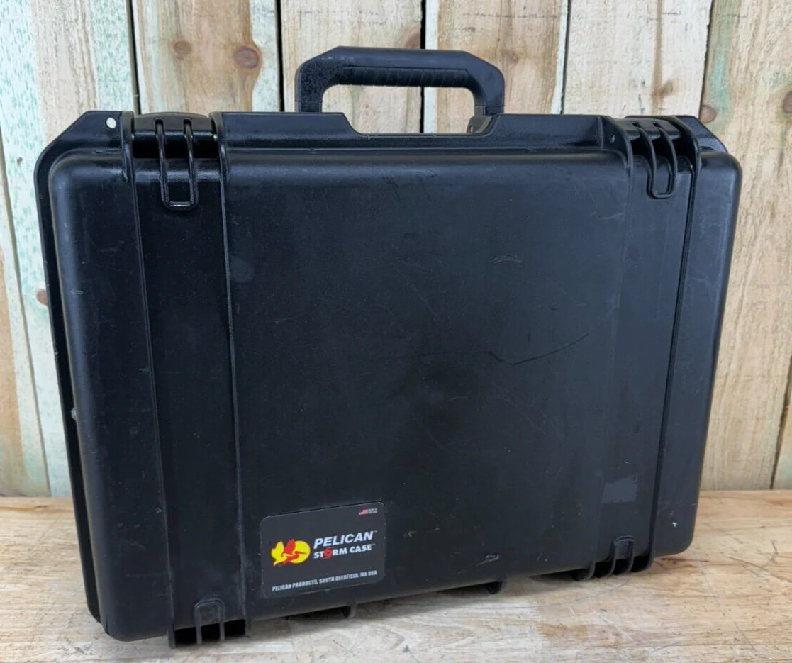 Pelican iM2600 Storm Case Waterproof Handheld W/ Holes D Grade