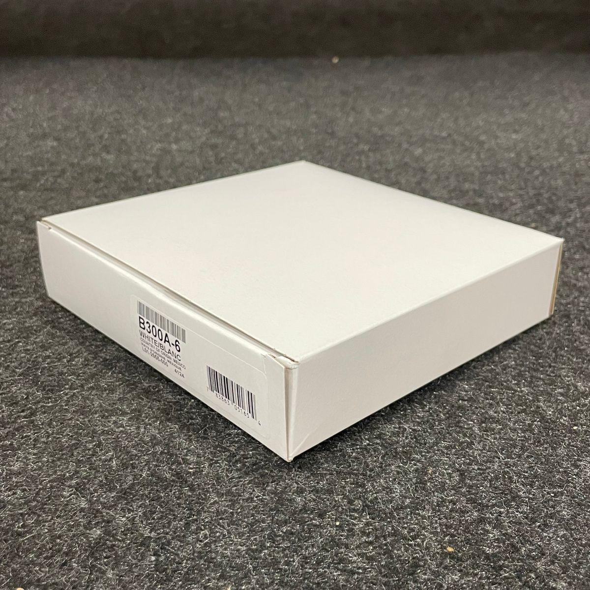 SYSTEM SENSOR Detector Base White B300A-6, Box of 10