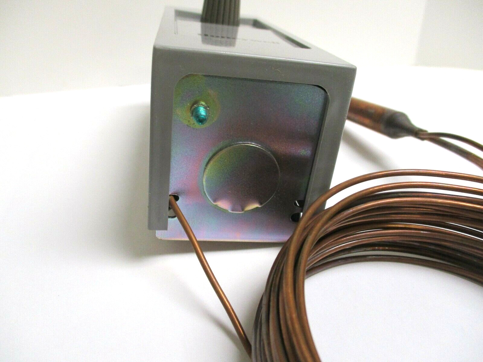 HONEYWELL, T675A1565, REMOTE BULB TEMPERATURE CONTROLLER