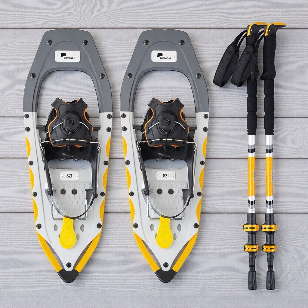 Denali Sawtooth Spin Snowshoes 8x21 Quick-Adjust Kit w/ Poles & Bag – 150 lb