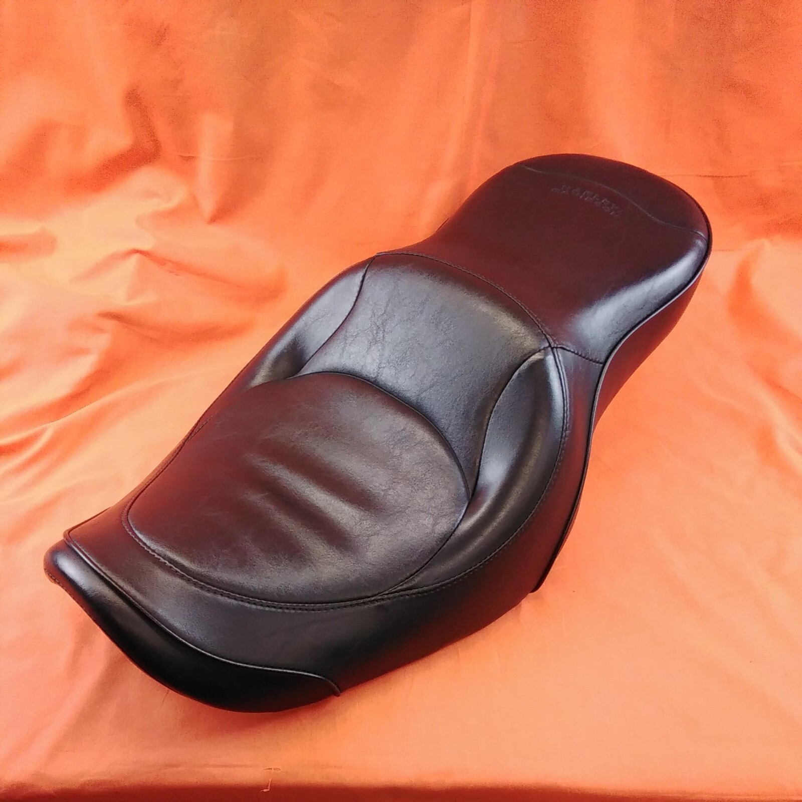 HARLEY-DAVIDSON GENUINE DYNA SUPERGLIDE 2 UP SEAT FOR '96-'03