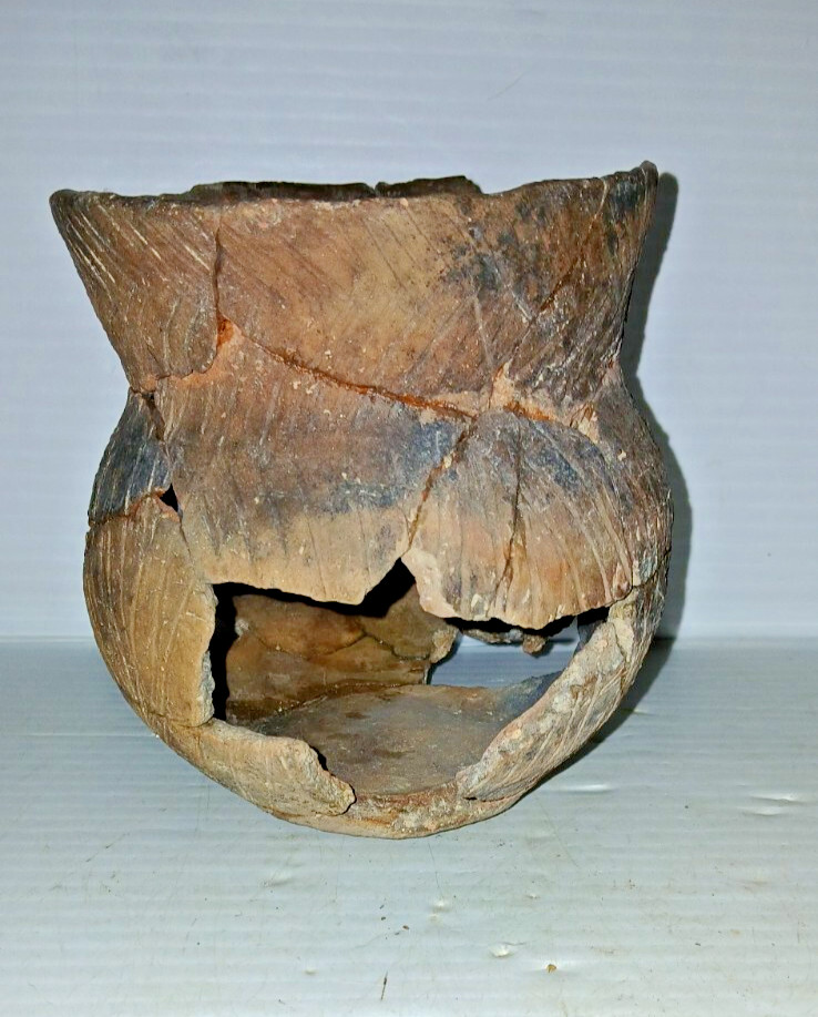 Pre-Columbian Native American Indian Mississippian Partial Pottery Jar Artifact