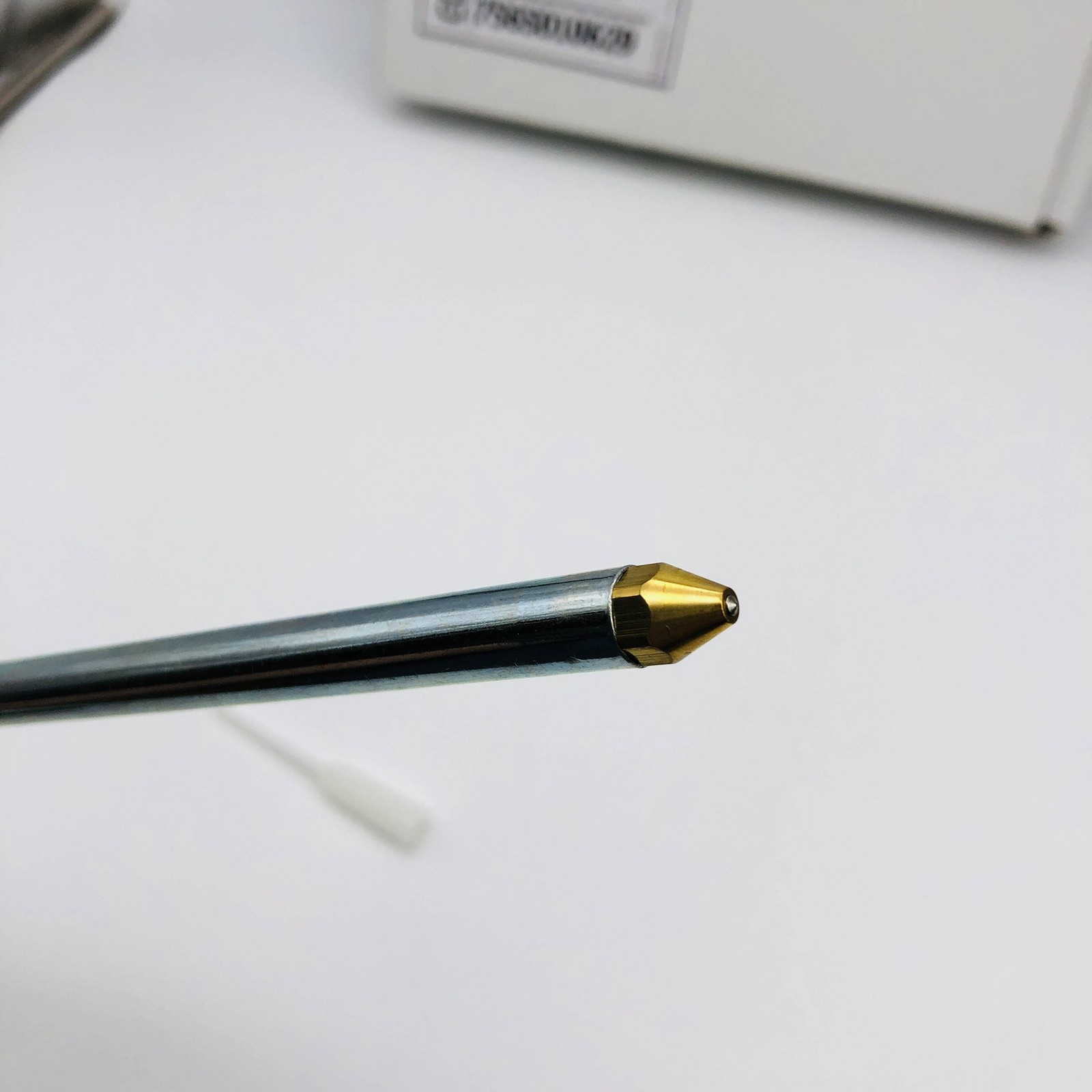 DAP 7565010629 1-Component Bottom Load Applicator For Spray Foam Adhesives