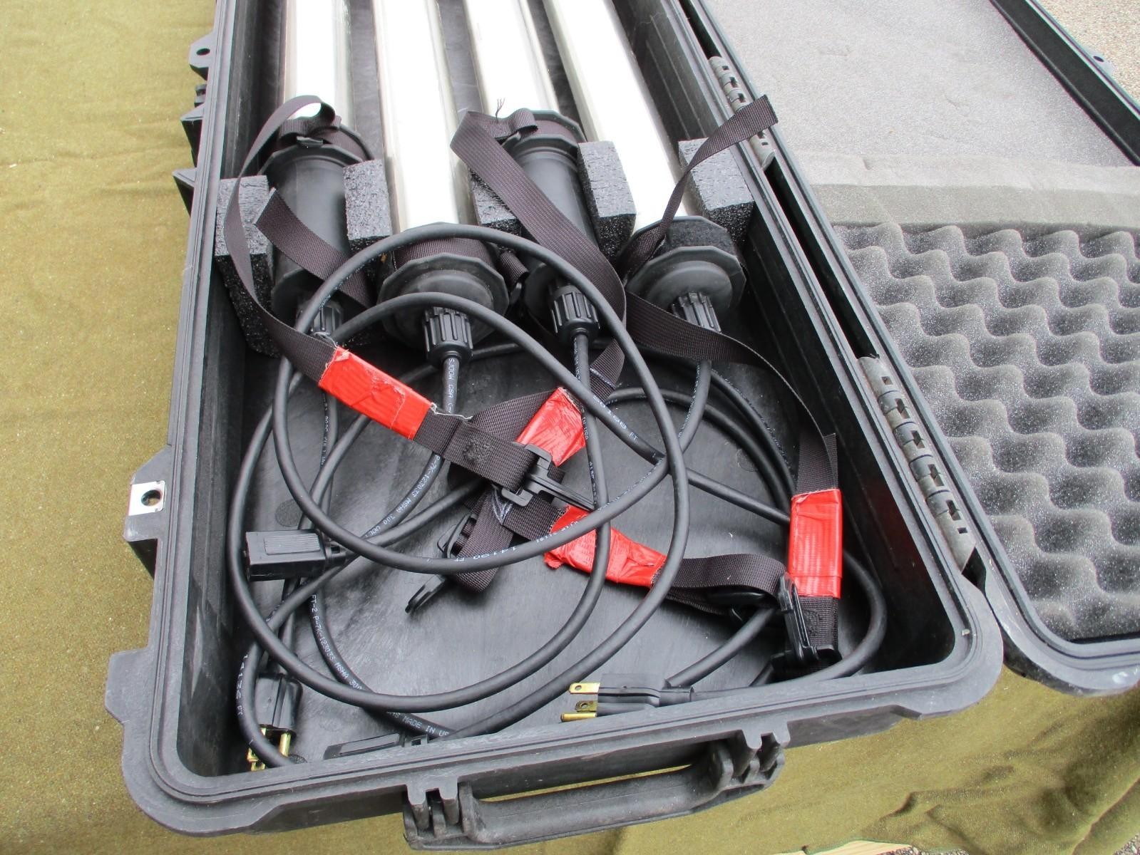 MILITARY TENT LIGHT SET KIT STRINGABLE GENERAL LIGHTING w. PELICAN CASE 4 LIGHTS