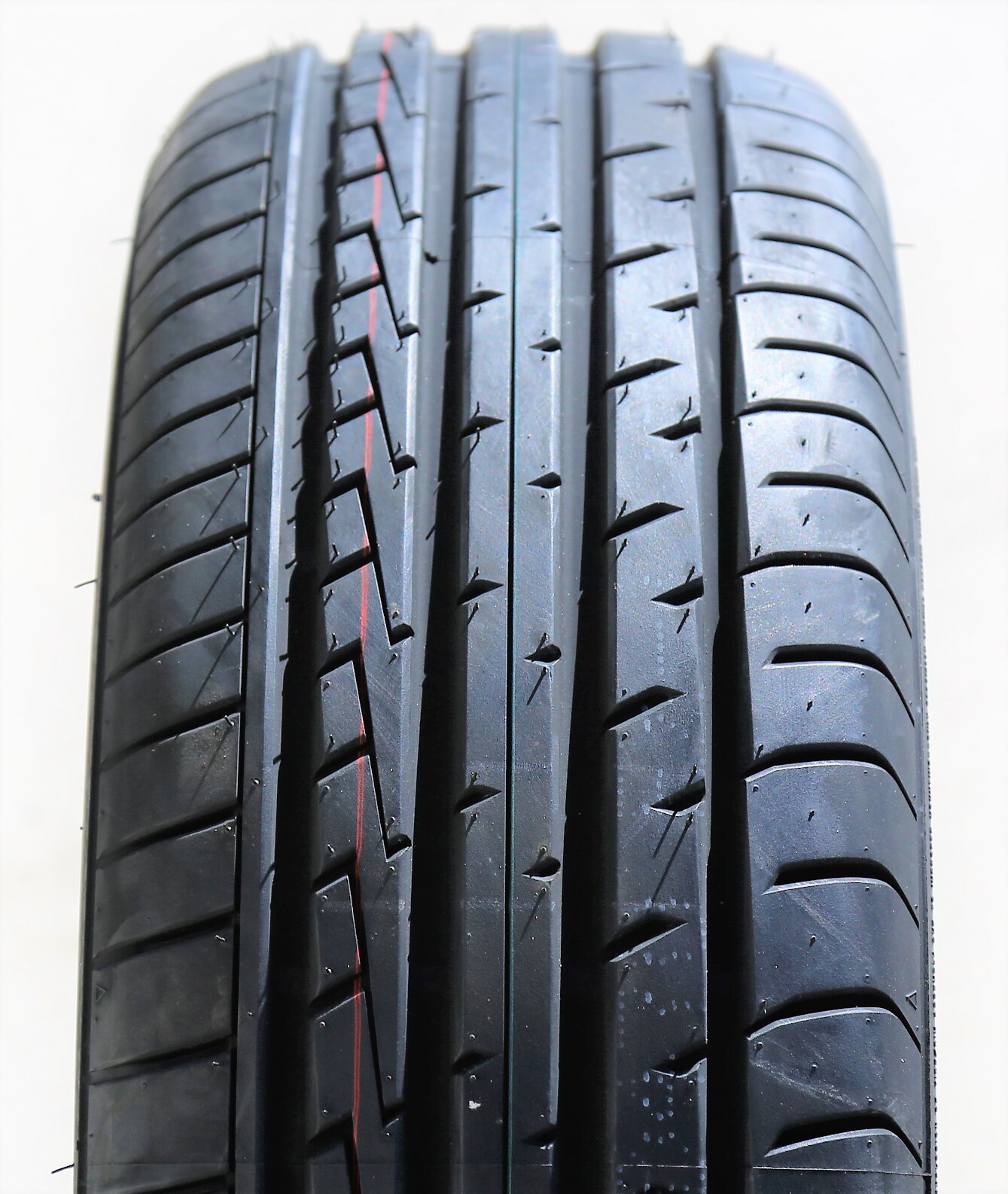 4 Tires Cosmo TigerTail 235/60R18 107V XL A/S M+S Performance
