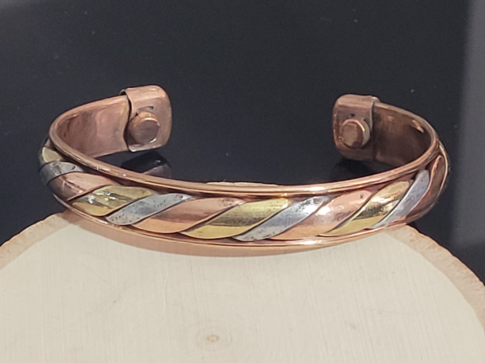 Pure Copper Magnetic Bracelet Arthritis Pain Energy Therapy Cuff Tri Tone Twist