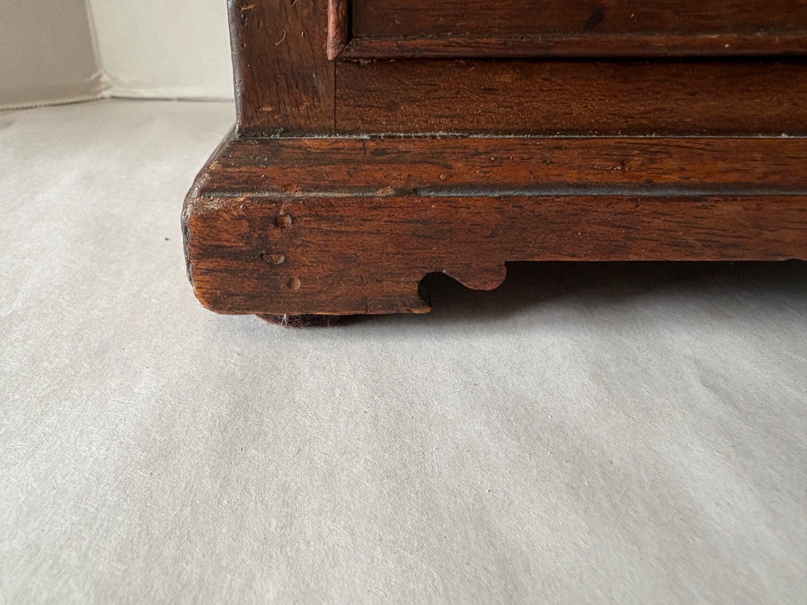 Antique Table Top Walnut Hand Dovetailed Dresser/Salesman Sample/Apprentice