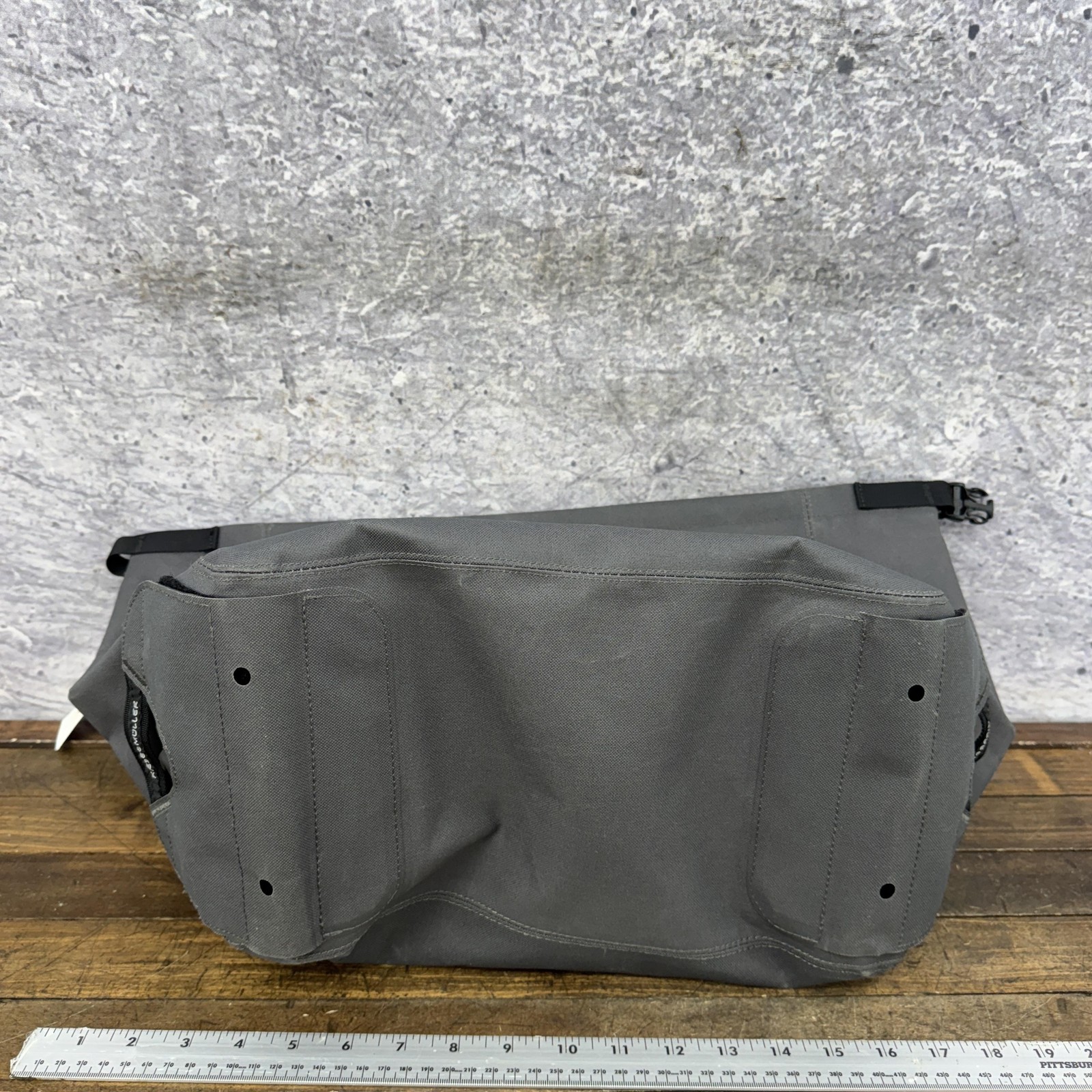 Riese & Muller Front Carrier Bag Large Gray Bike Rack Pack Water Resistant 625g