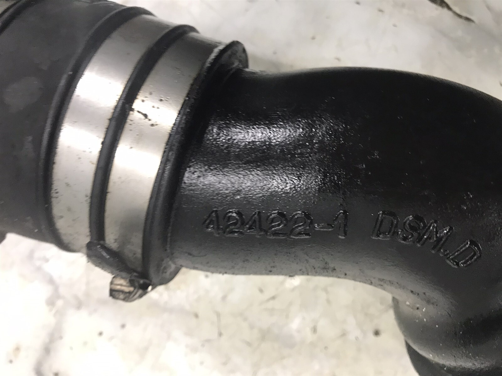 07 MerCruiser Mercury marine Alpha 3.0 L 4 cylinder exhaust elbow pipe 42422-1