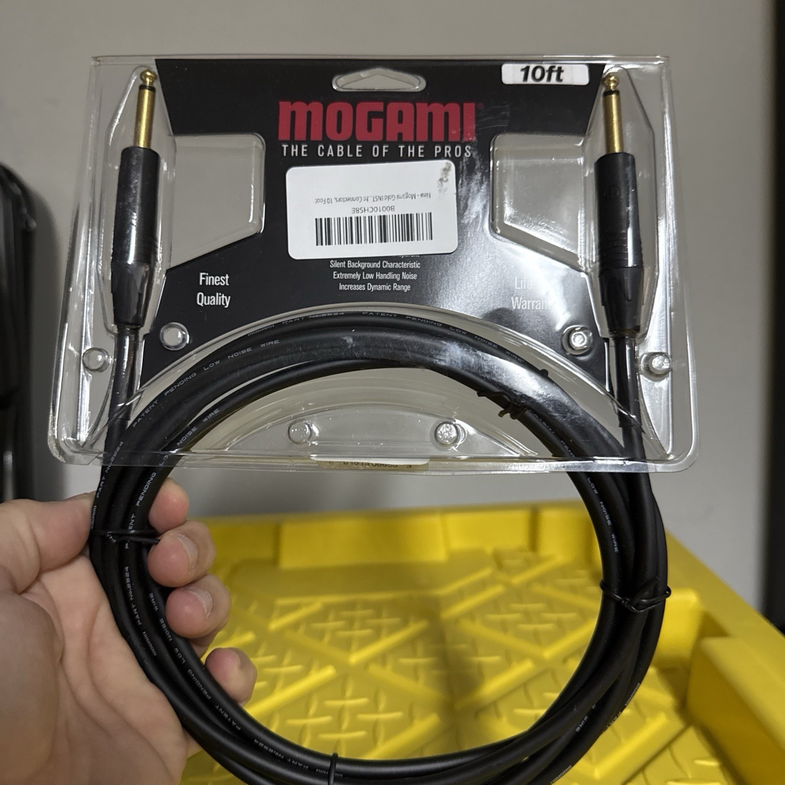 Mogami Gold Shielded Instrument Cable 10ft 1/4" Jack Male to Male Black
