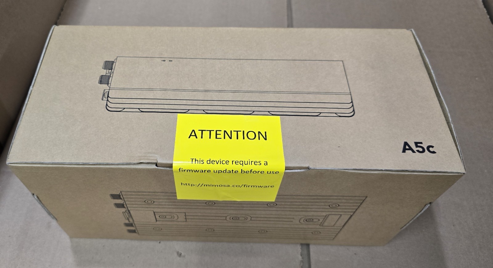 New Mimosa A5C Access Point MU-MIMO 4x4 Gigabit AP IP67 5.15 - 6.2 GHz 500+ Mbps