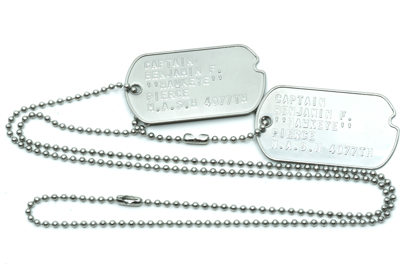 MASH Benjamin "Hawkeye" Pierce Stainless Steel Military WWII Style Dog Tags Prop