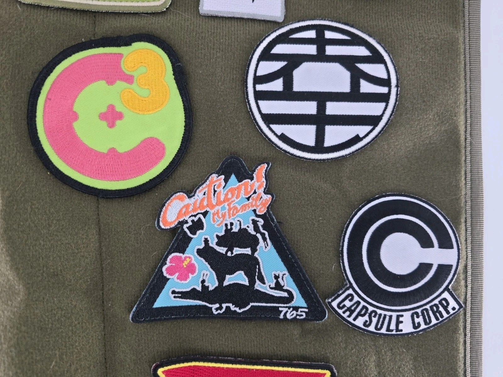 26 Lot AWESOME Hook And Loop Patches! W/ Patch Board - Anime, 765, Army, Cat