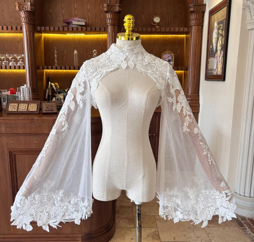 Long Sleeves Wedding Jacket for Bride Bolero Lace White Ivory Bridal Jackets