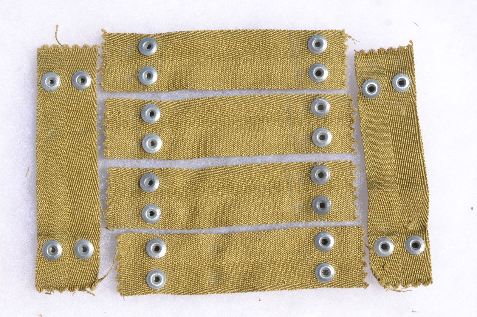 ORIGINAL WW2 US ARMY M-1 HELMET LINER NAPE STRAP S.M.C. MAKER STAMP 4.5 INCHES