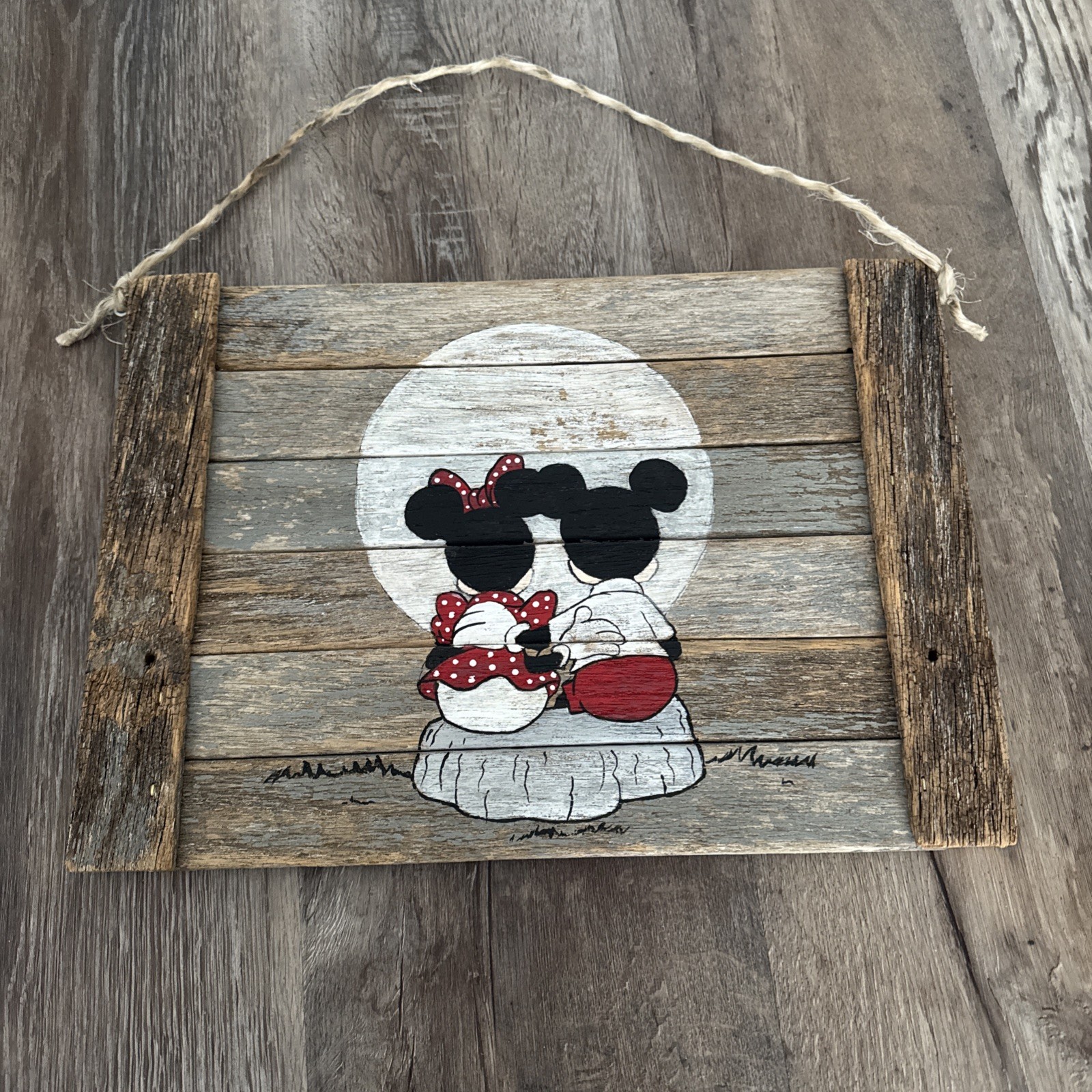 Vintage Disney 10”x14.5” MICKEY MINNIE MOUSE LOVE Wooden Sign