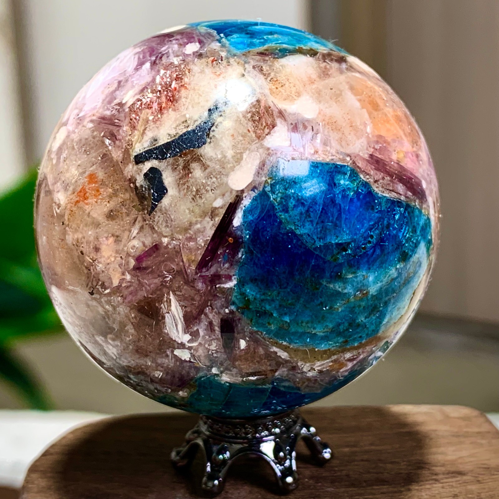 112G Natural Blue Aptite +Sun Stone purple lepidolite Sphere mineral sample