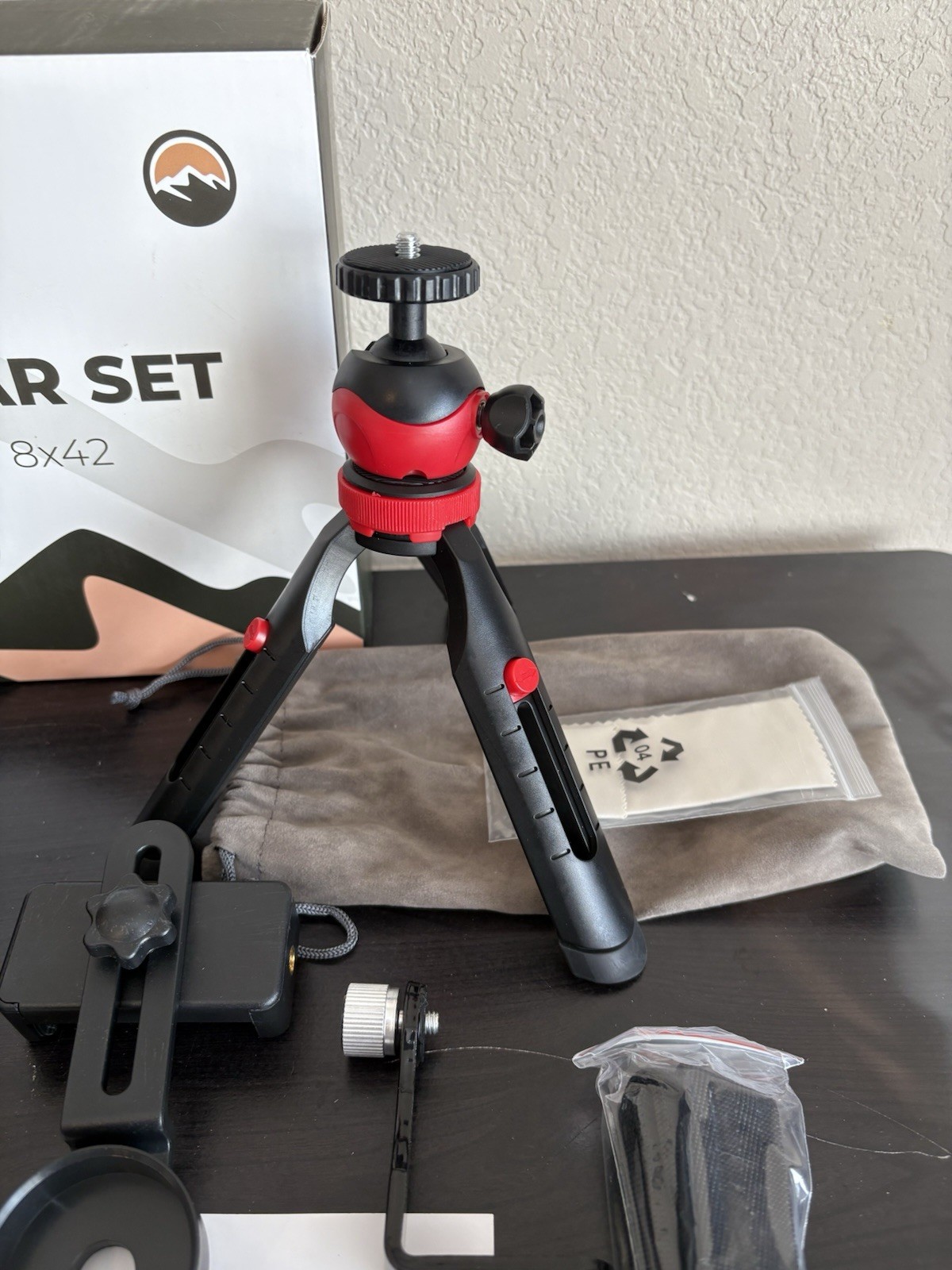 Peak Ridge Binocular Set. Explorer Pro. 8x42. New In Box. Waterproof.