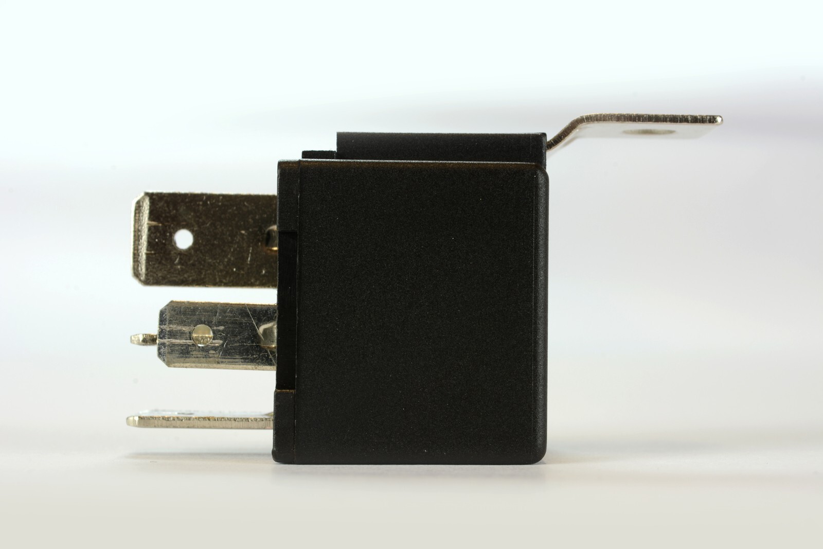 100 LOT TEMCo INDUSTRIAL 12 V 60/80 Amp Bosch Style S Relay SPDT Automotive