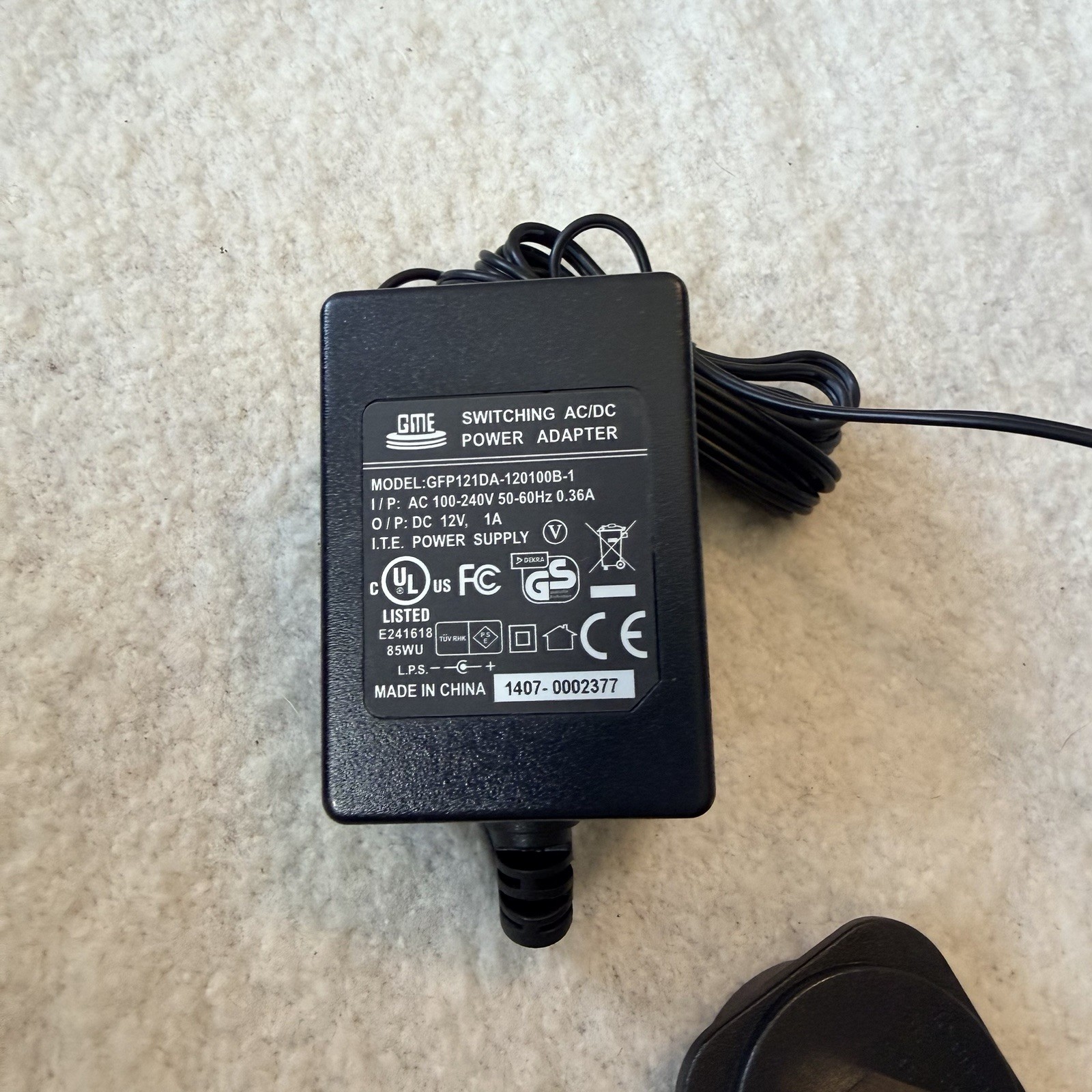 NEW StarTech ET90110SM302 10/100 Mbps Single Mode SC Fiber Media Converter 18.6M