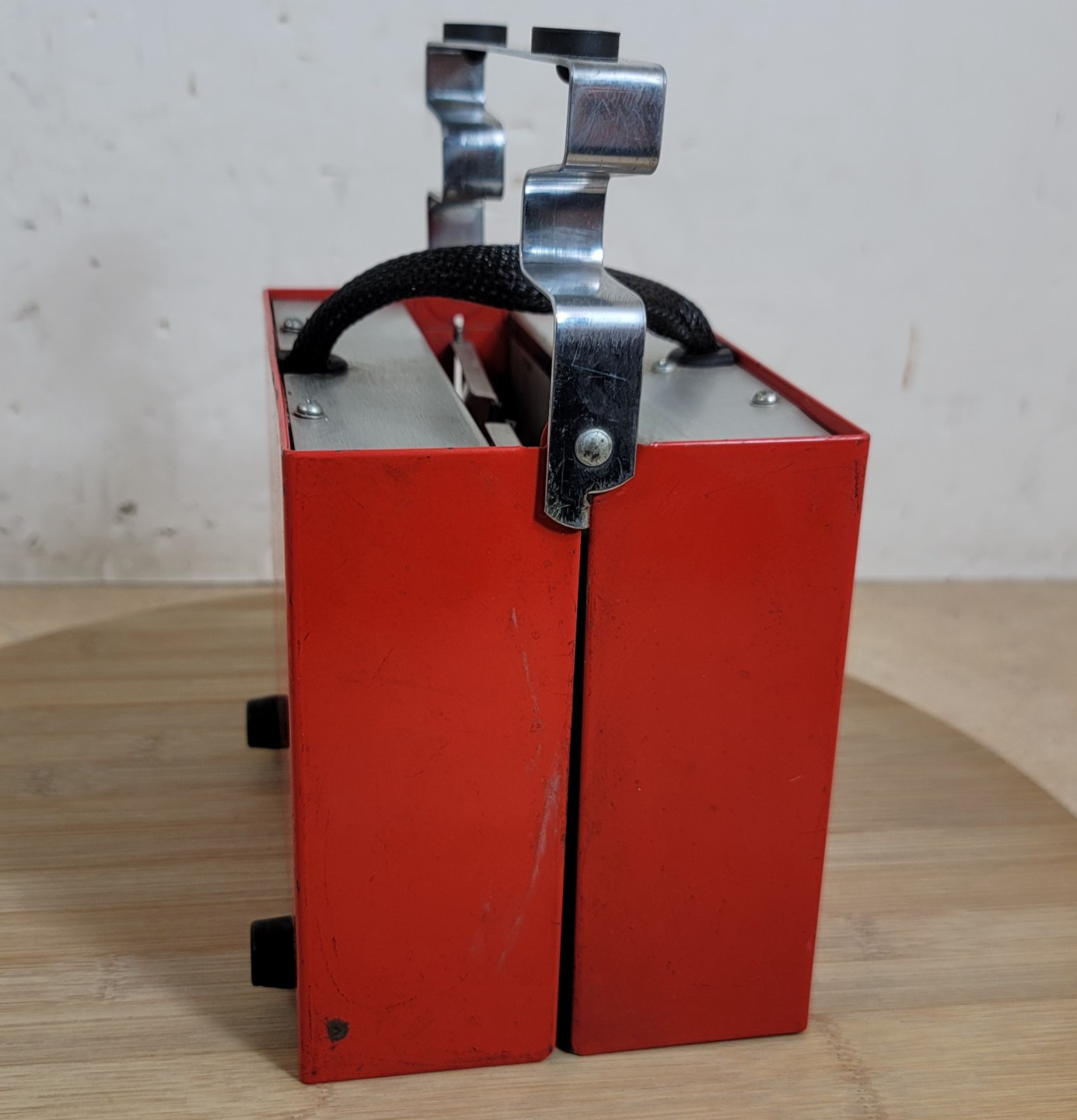 Snap-On MT 470 Digital High Impedance Volt & Ohm Meter - Red