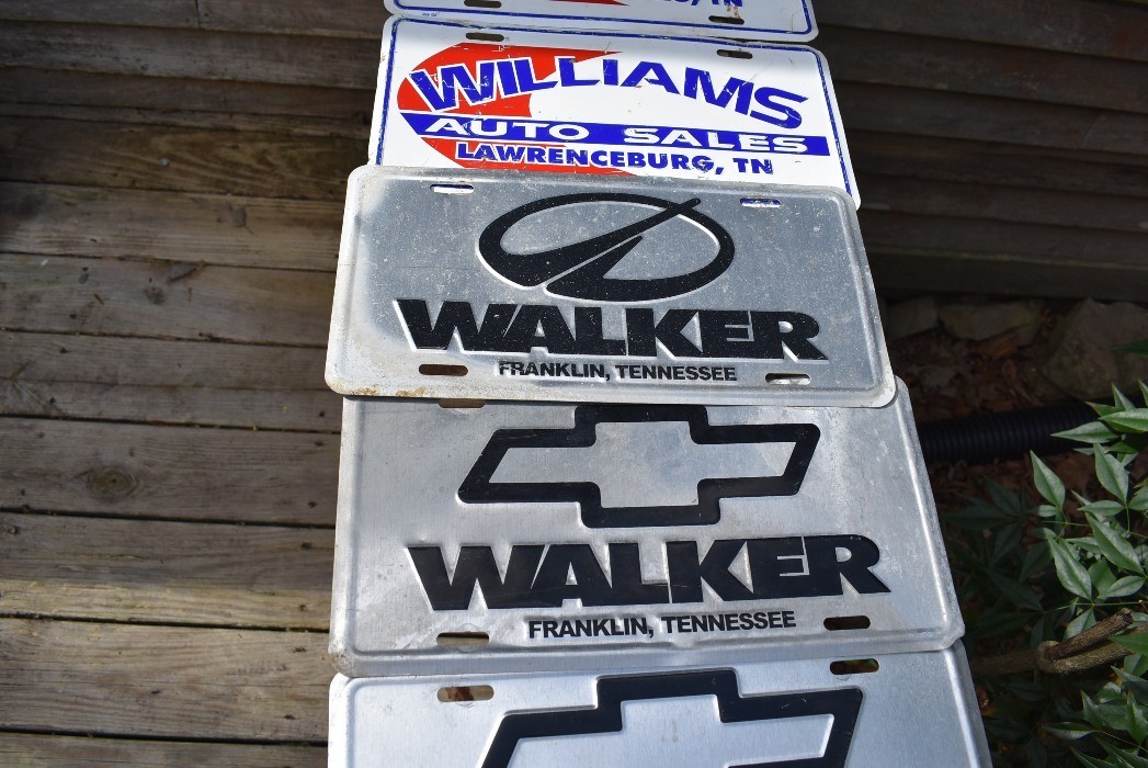 LOT OF 20 TENNESSEE AUTOMOBILE DEALERSHIP FRONT PLATES, FRANKLIN, LAWRENCEBURG