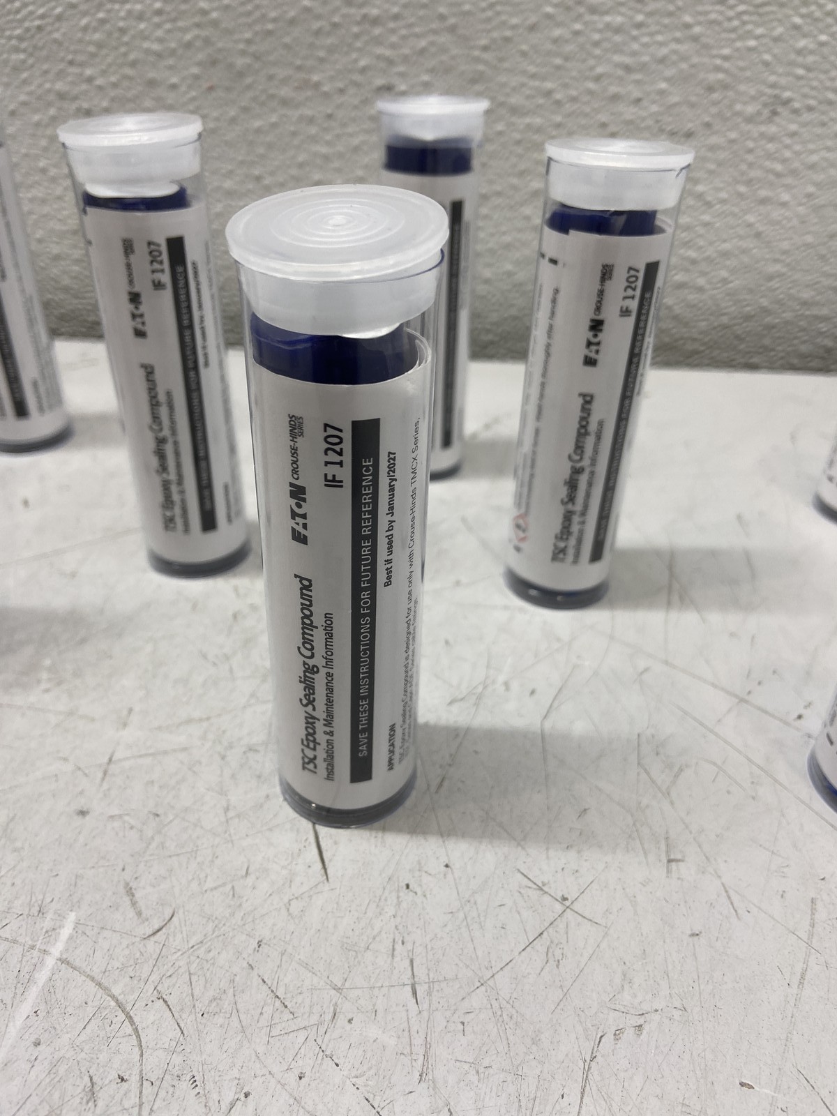 Crouse Hinds TSC1 Fittings (12) 2 Oz Tube Epoxy Seal Compound A6121461