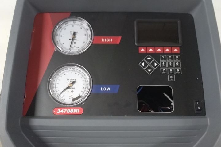 Robinair 34788NI 30 Lb Tank Capacity 115VAC Refrigerant RRR Machine