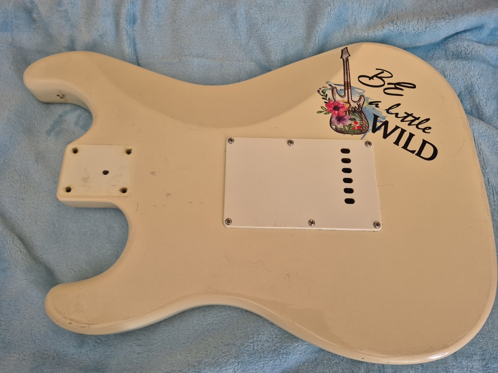 Squier By Fender Stratocaster Strat Electric Guitar Body Arctic White Reliced