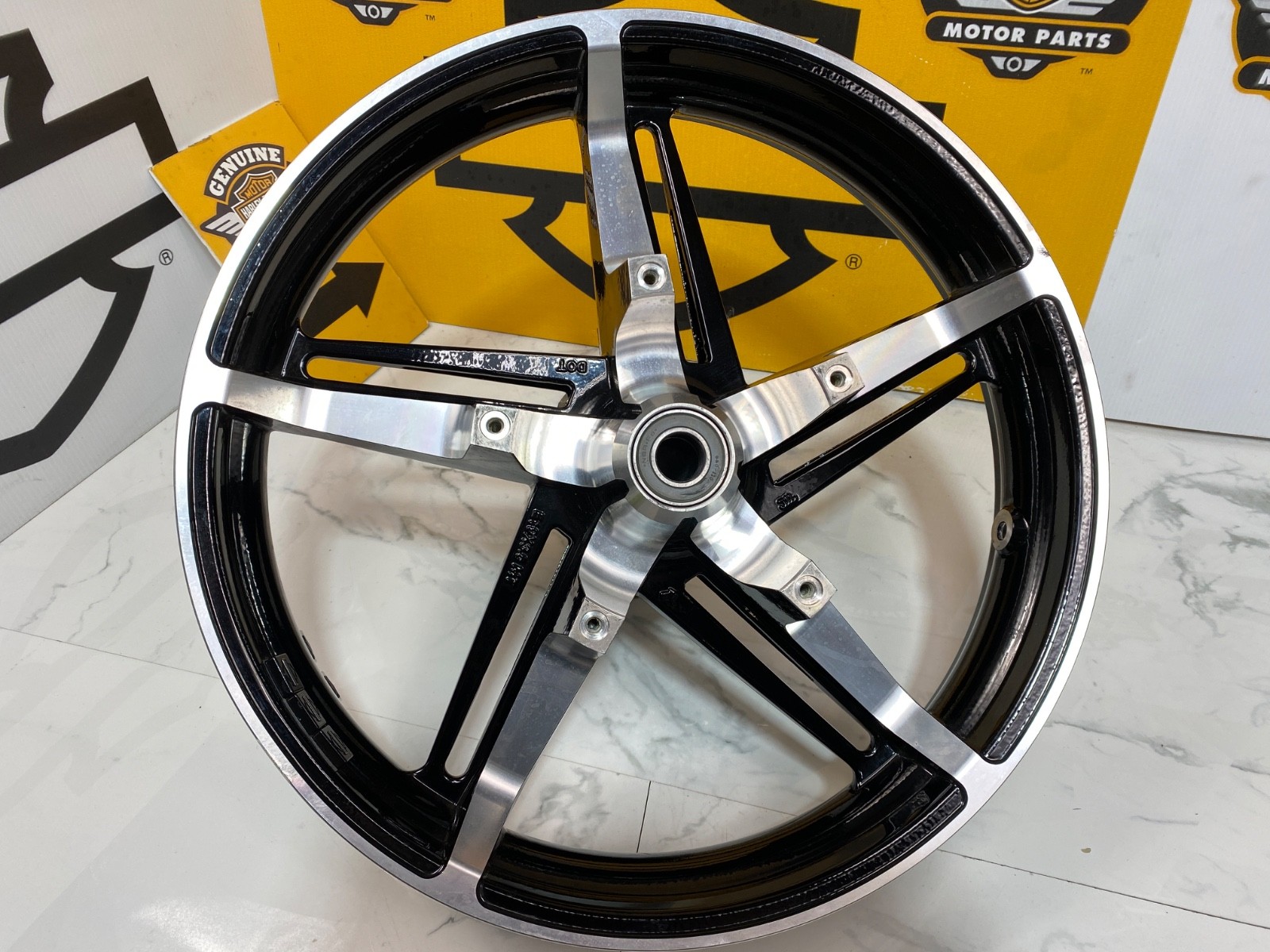 OEM Harley 09-26 Touring 2024 2025 Street Glide Front Wheel Rim & Rotors