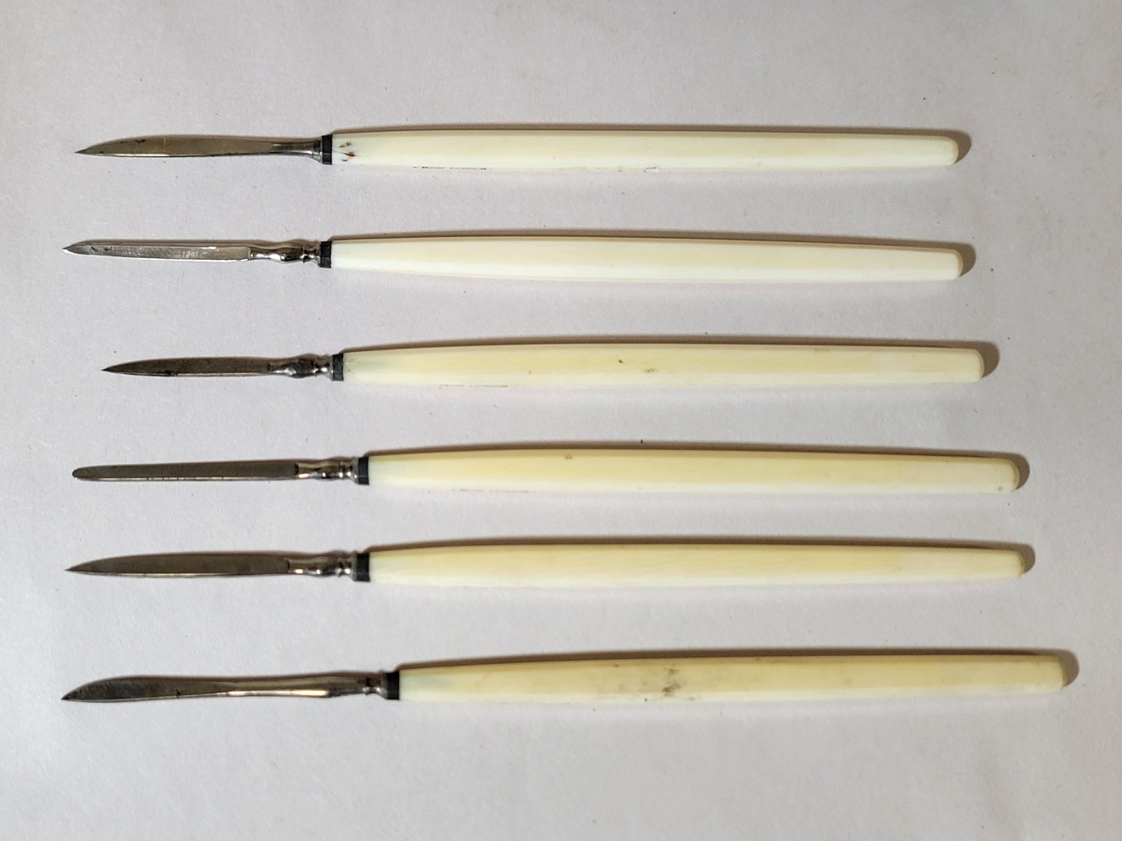 1870's S. Maw Son Thompson 6-Scalpel Surgical Set, Case Antique Medical Tools