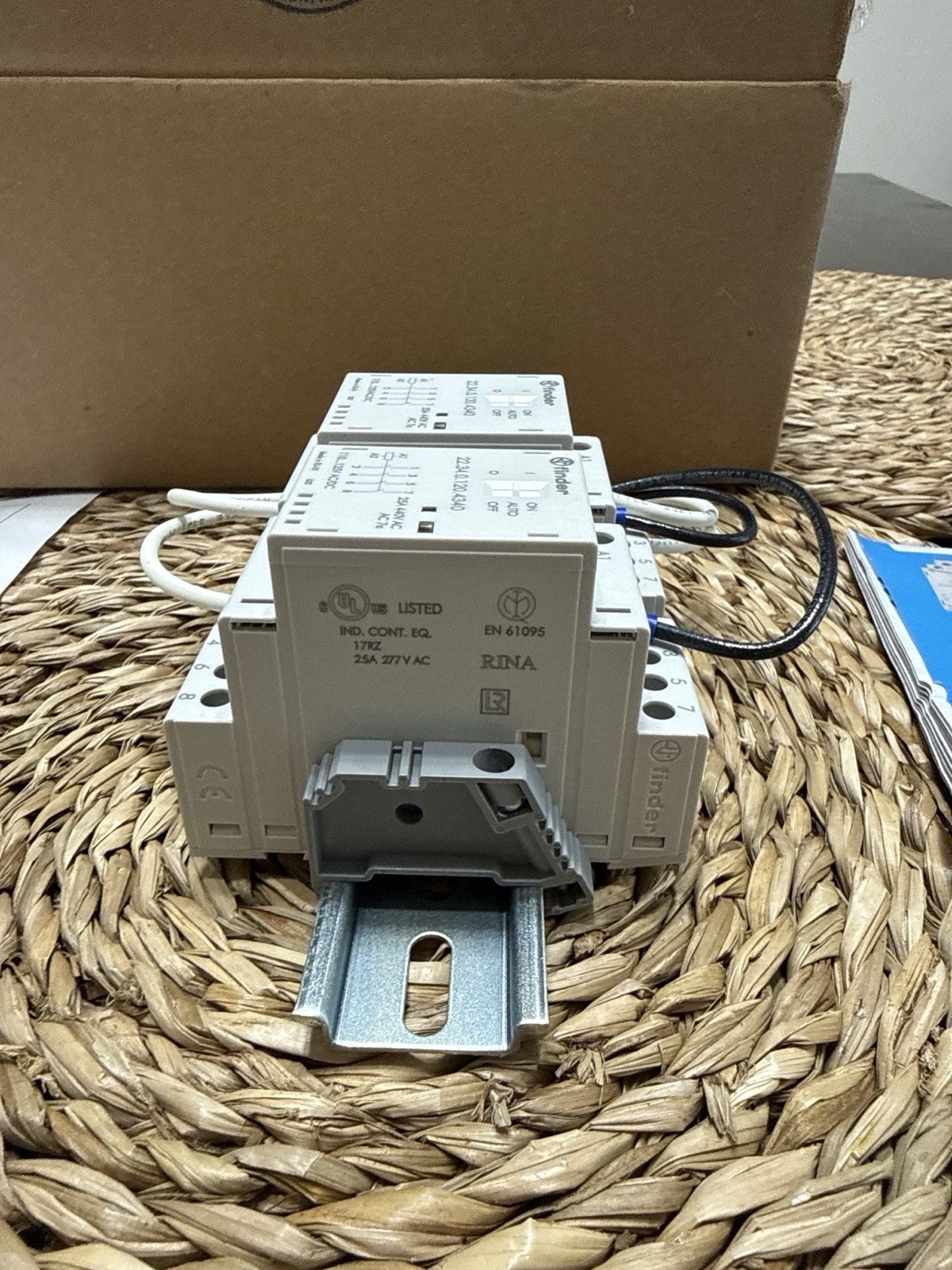 MCG USA MCGLCOE-22A-8P-120V Lighting Contactor 8P 22A 120V w Finder Relays